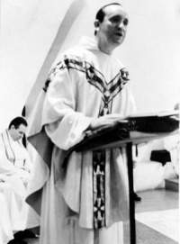 The then priest Bergoglio, today Pope Francis, offering a mass.
